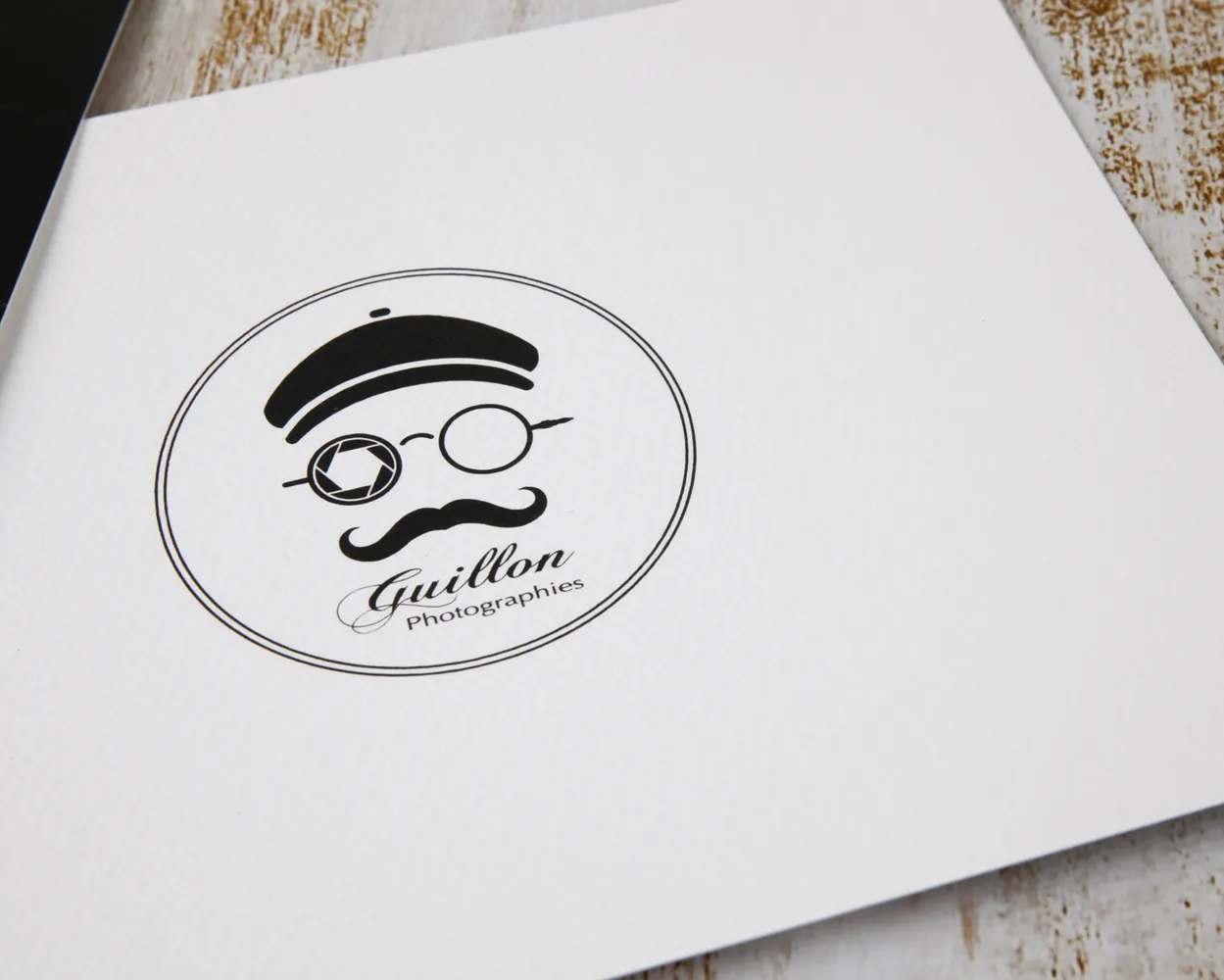 Tarjetón + Trasera cartón + Logo