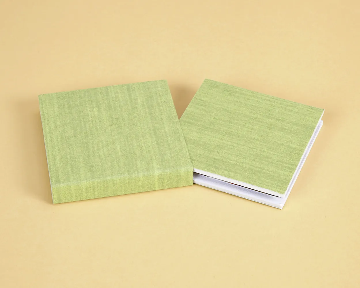 Mini acordeón 7x7 cm<br>(multiples de 2 unidades)