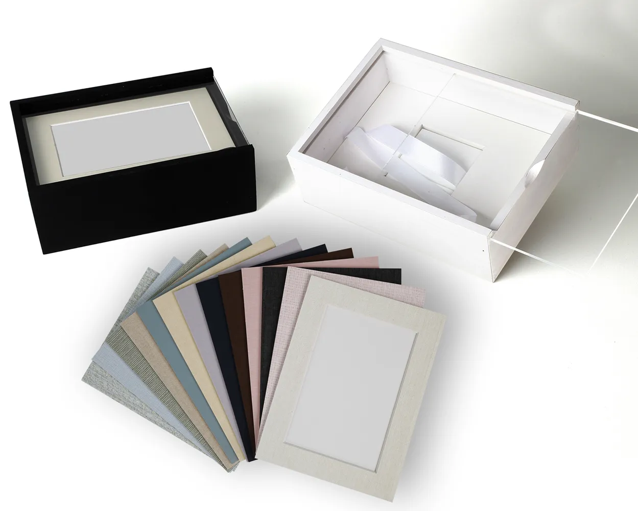 Caja de madera con tapa metacrilato y Passe Partout Sin foto