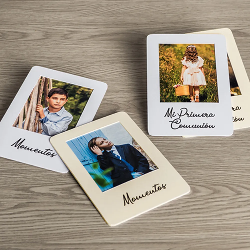 POLAROID CARTÓN CON TIRA IMÁN 